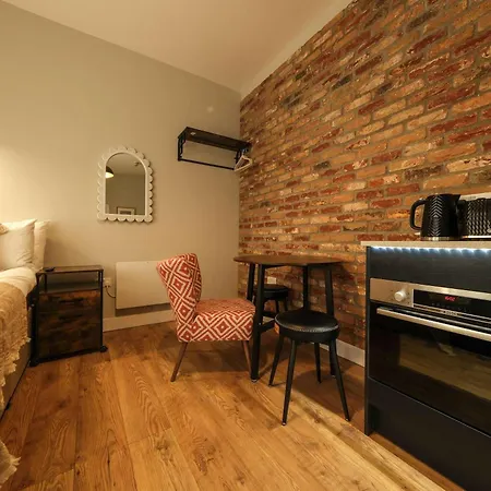 Апартаменти The Willow 6 *